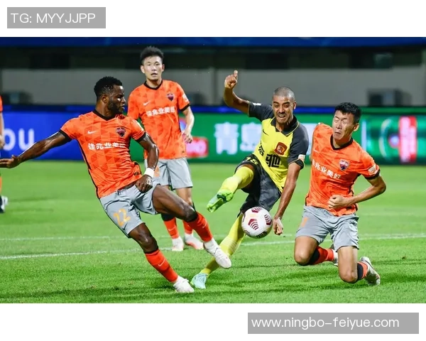 深圳足球队边路渗透战术解析与球队整体表现的关系探讨